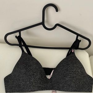 NWT Black Marl Victoria’s Secret T-shirt lightly lined wireless bra 34A